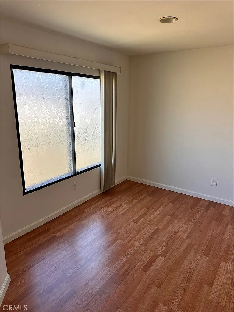 2 bed, 956 sqft, $2,700 — Photo 4