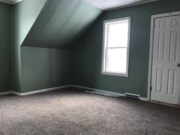 5th image of 737 Lawndale Ave
