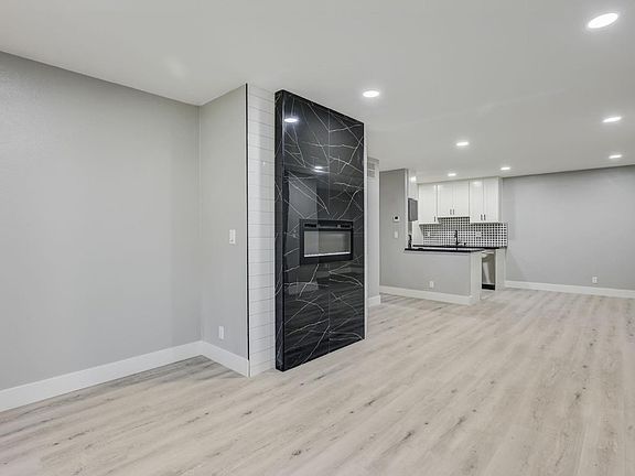 4th image of 247 N Capitol Ave Unit 210