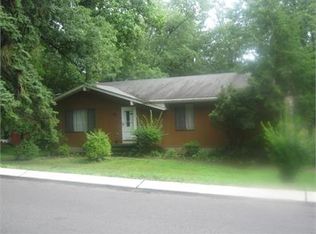 105 Cregar Rd, High Bridge, NJ 08829