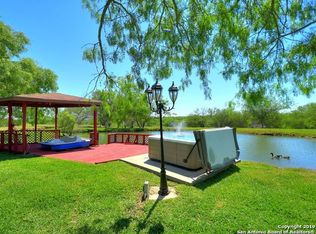 330 Mills Ranch Rd, Pleasanton, TX 78064