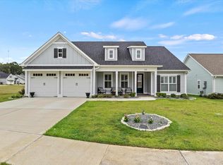 521 Knotted Pine Dr, Tallahassee, FL 32312