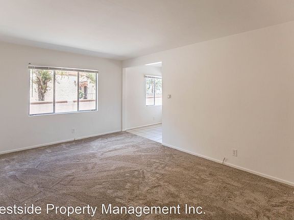 3rd image of 124 N Inglewood Ave #3