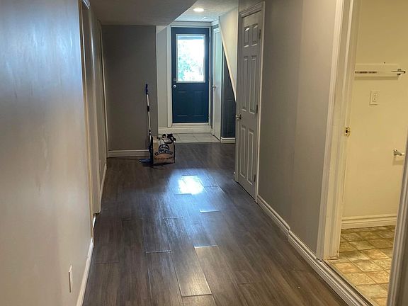 4th image of 29 McIlwraith Cres