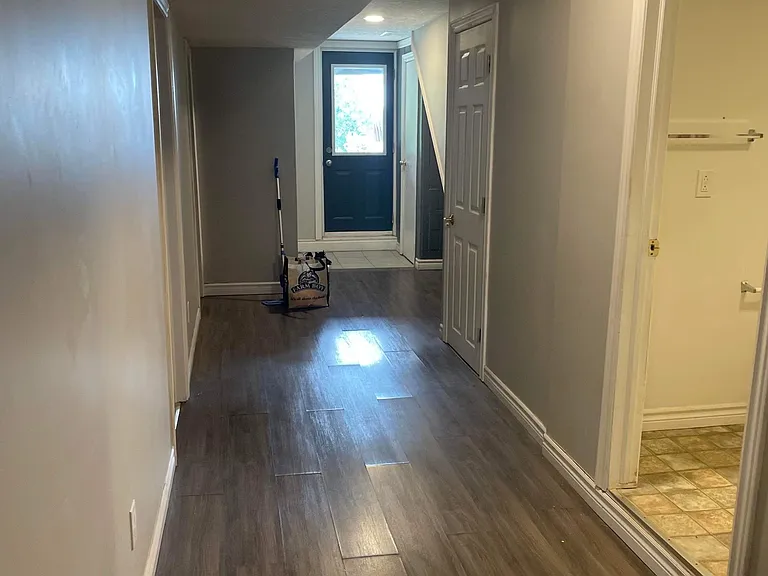 29 McIlwraith Cres — Photo 4