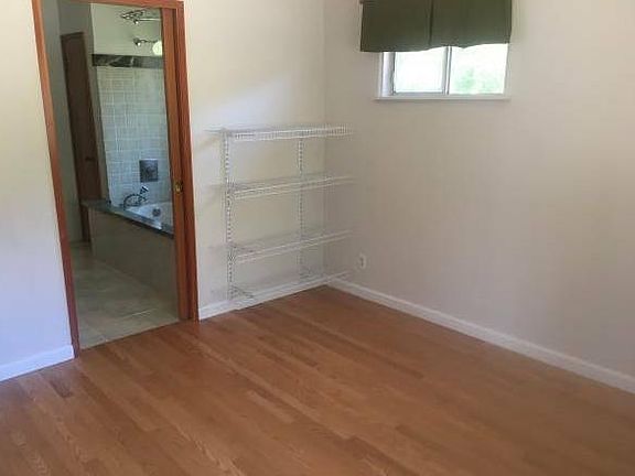Front bedroom/ Jack and Jill set up