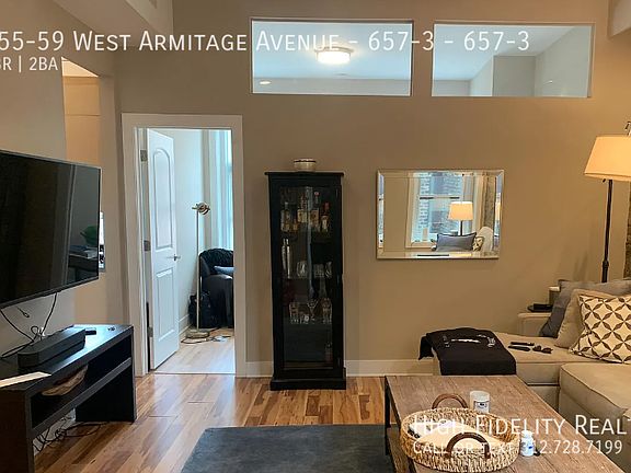 3rd image of 655-59 W Armitage Ave #657-3