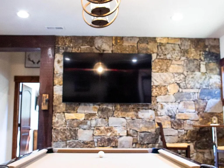 Pool room with a smart TV