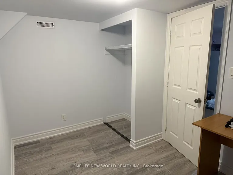 36 Rakewood Cres #BASEMENT — Photo 8