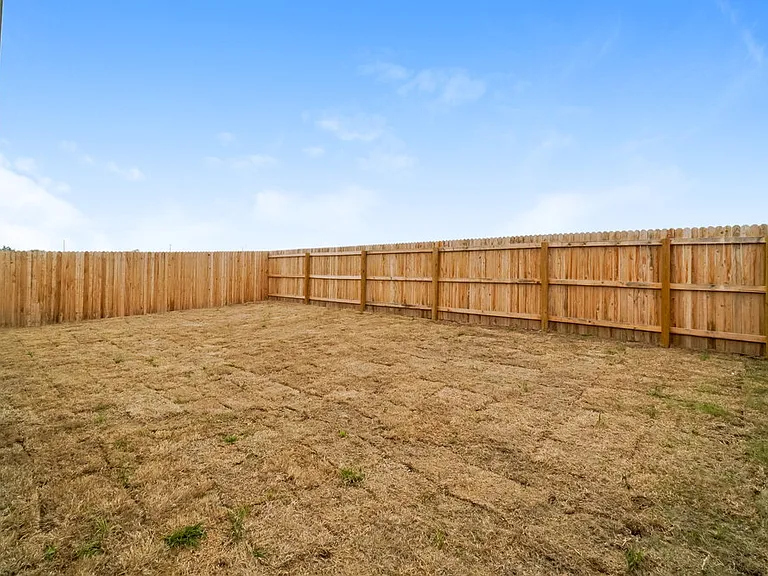 2441 Double Oak Dr — Photo 16