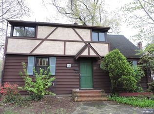 746 Coles St, Maywood, NJ 07607