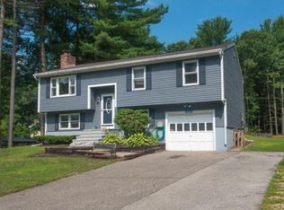 13 Pine Cone Dr, Seabrook, NH 03874