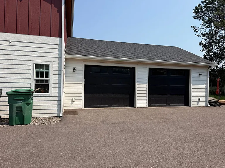 715 Cottonwood Ct — Photo 10