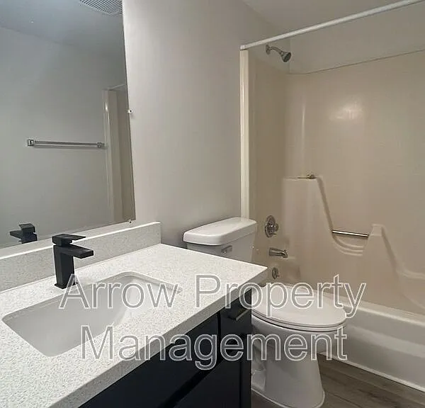 3619 N 60th St #30 — Photo 5