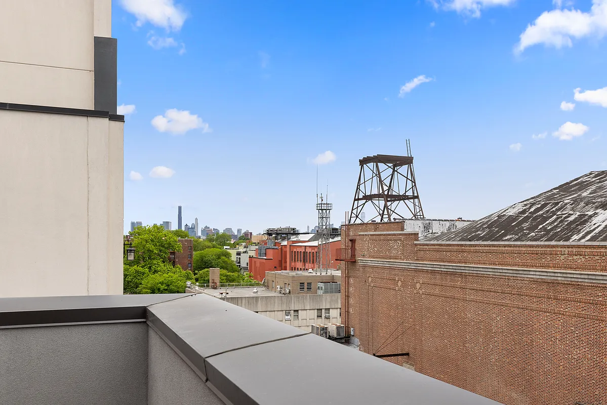 1006 Gates Avenue #6 in Stuyvesant Heights, Brooklyn | StreetEasy