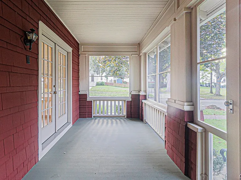6 Sanger Ave — Photo 8