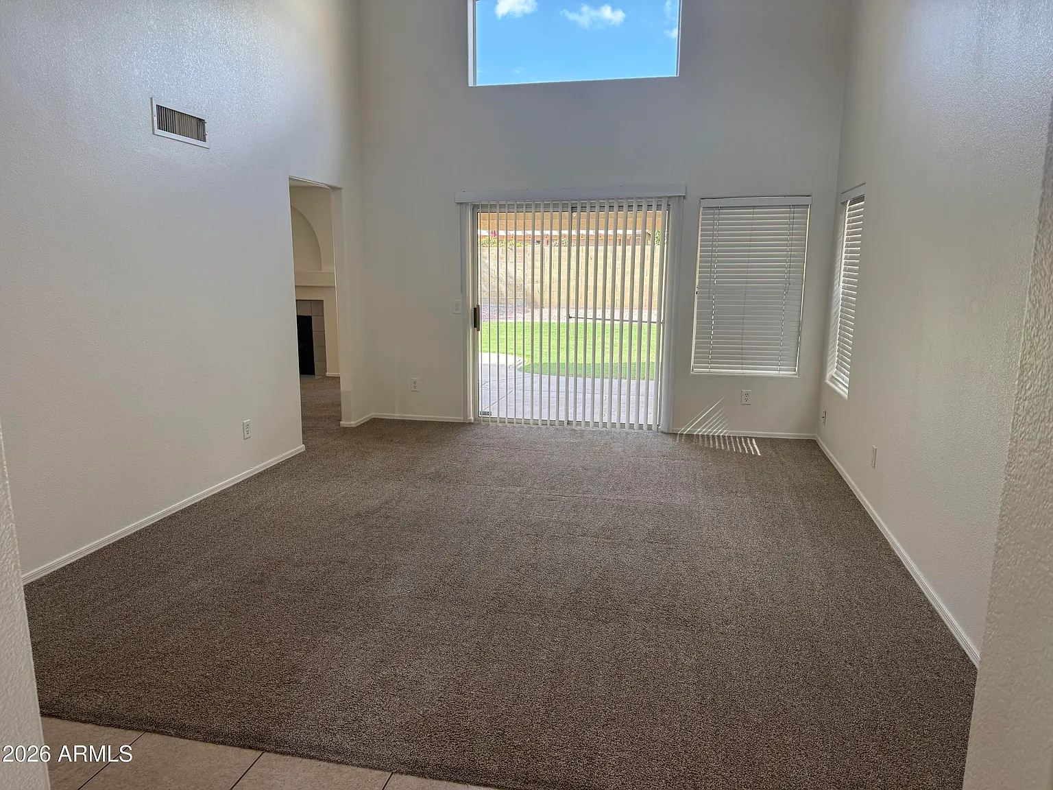 3 bed, 2.5 bath, 1604 sqft, $2,350 — Photo 3