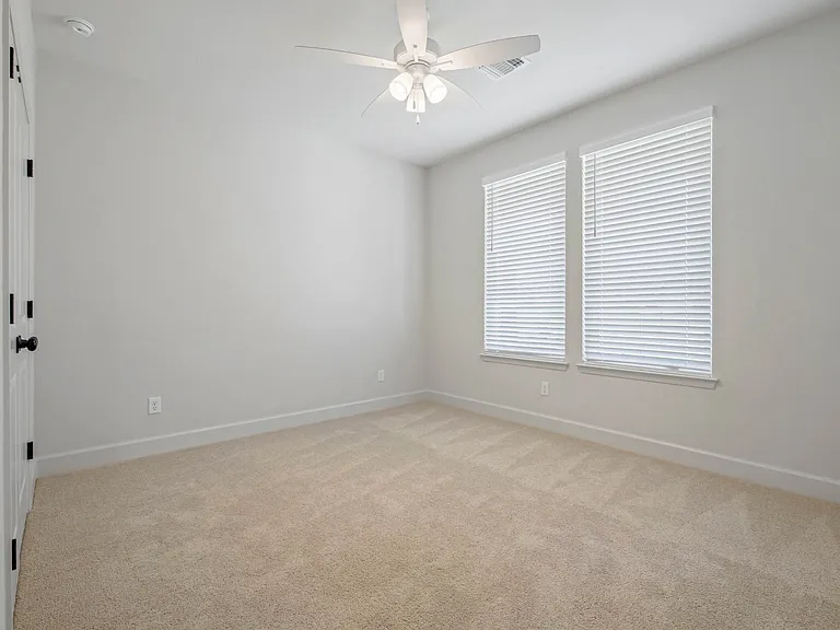 5032 Toscana Loop — Photo 12