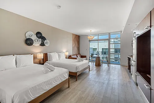 1036 Ocean Dr #ID1571032P Photo 1