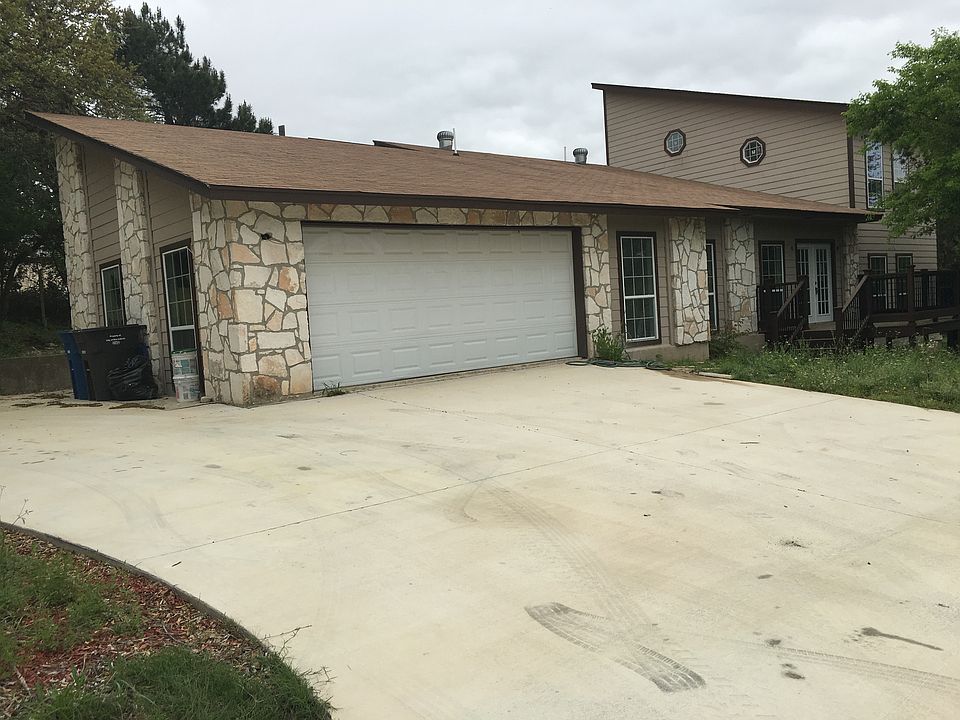 1st image of 3822 Oak Cluster St