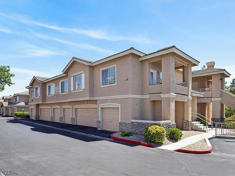 9901 Trailwood Dr #1103