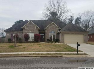 206 Hope Ridge Dr, New Hope, AL 35760