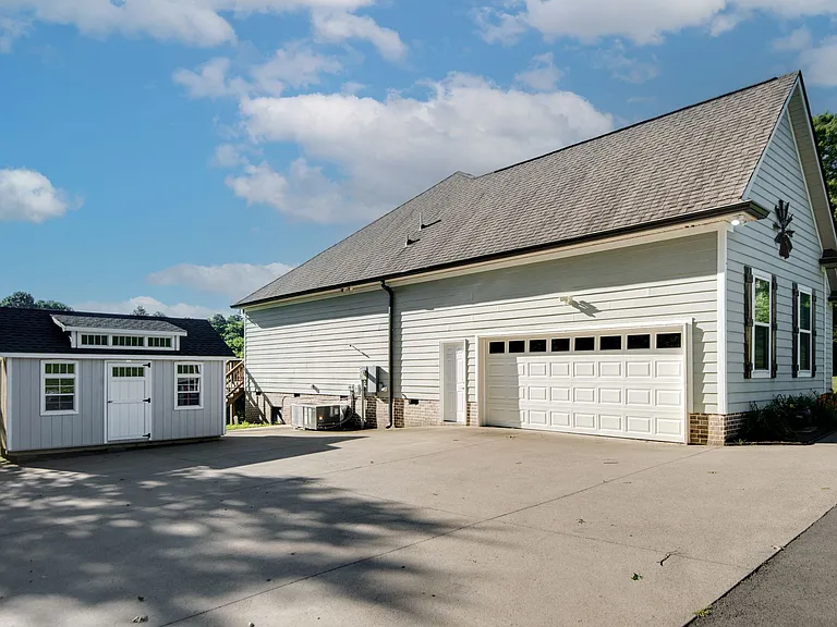 6206 Pettus Rd — Photo 34