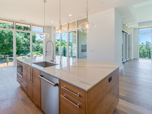 3rd image of 4575 Serenity Ln