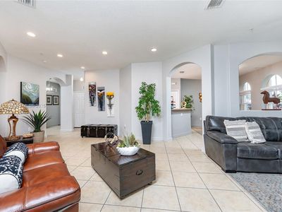 10012 NW 7th St UNIT 104, Miami, FL, 33172