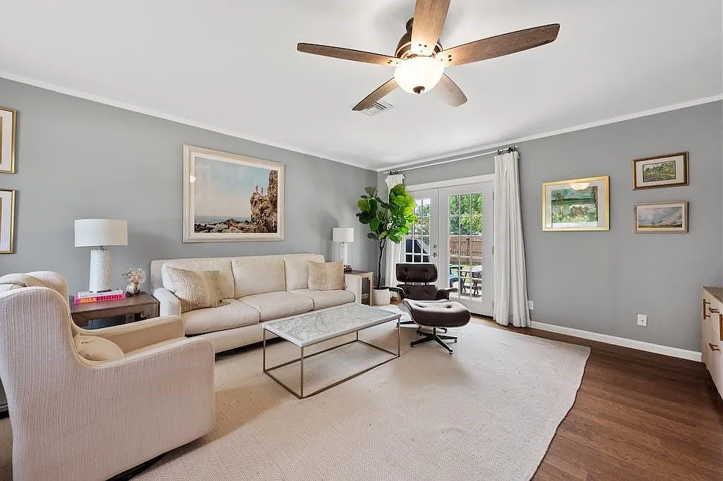 3 bed, 2.5 bath, 1634 sqft, $4,000 — Photo 3