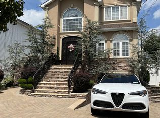 66 Churchill Ave, Staten Island, NY 10309