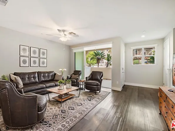 4412 Paxton Pl, Calabasas, CA