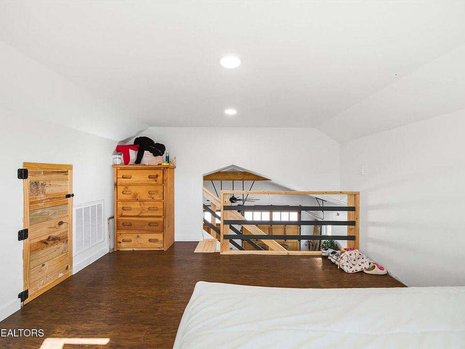 16th image of this home