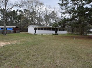 3399 Cook Cir, Vernon, FL 32462