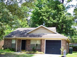 210 Forest Ridge Dr, Savannah, GA 31419