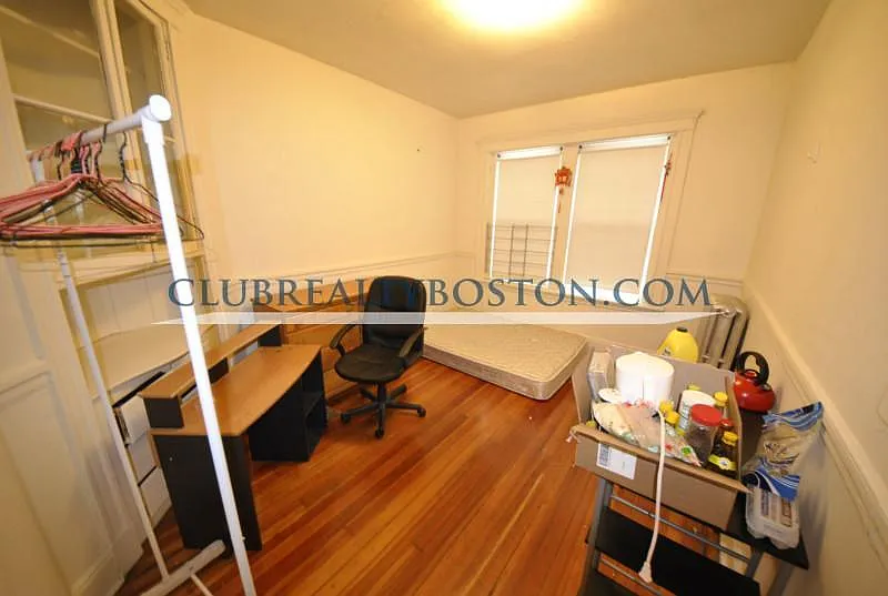 4 bed, $3,245 — Photo 4