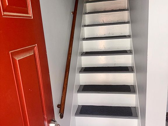 Hallway Stairs to 2 bedrooms and bathroom