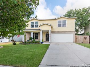 627 NW Crossing Dr, New Braunfels, TX 78130