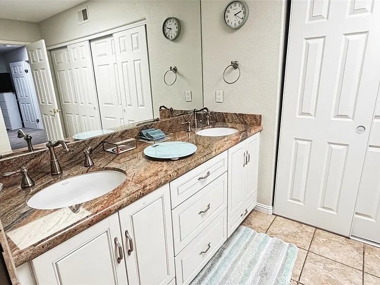 70 Durango Cir — Photo 13