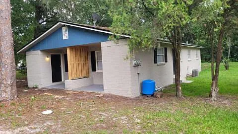 8424 Buttercup St — Photo 2