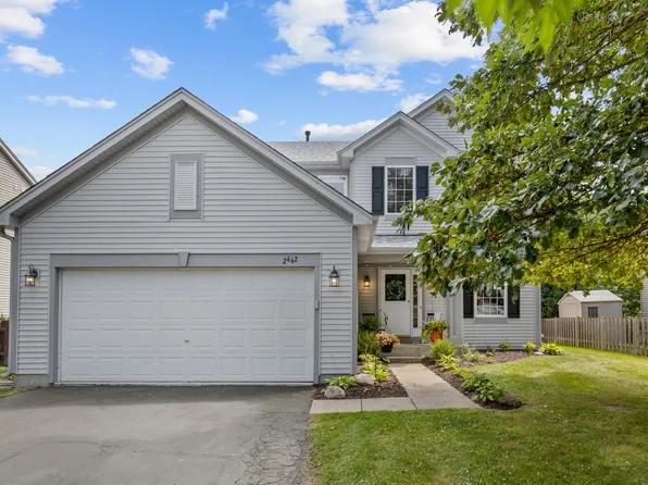 2442 Prescott Dr, Montgomery, IL 60538