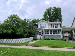 1016 W Daniel St, Champaign, IL 61821