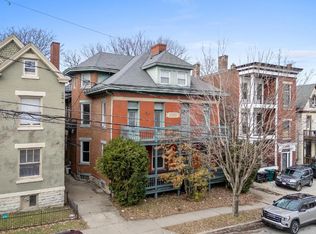 3213 Vine St APT 5, Cincinnati, OH 45220