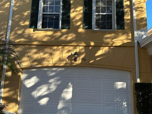 3rd image of 79 Live Oak Cir