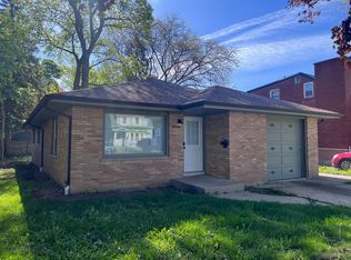 (Undisclosed Address), Waukegan, IL 60085