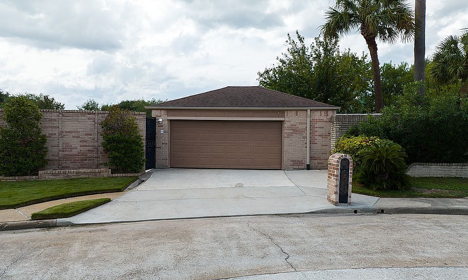1st image of 8335 Wind Veil Dr