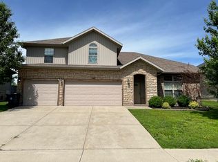 2103 S Gristmill Ct, Ozark, MO 65721