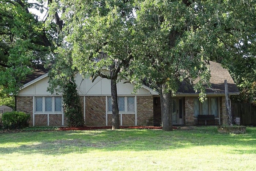 1st image of 6904 Meadowbrook Dr