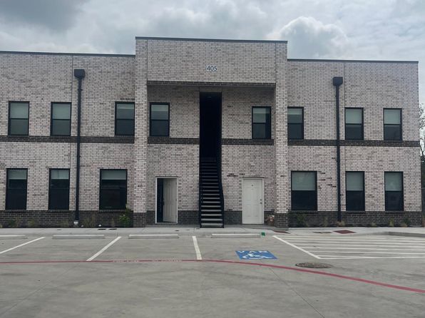 405 Richlands Way #101