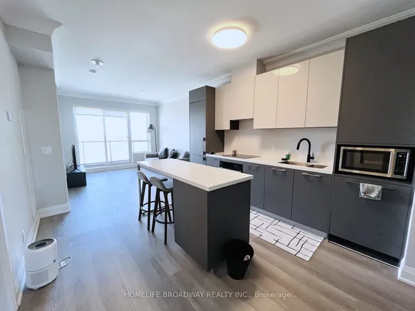 8 Water Walk Dr #3609, Markham, ON L3R 6L4